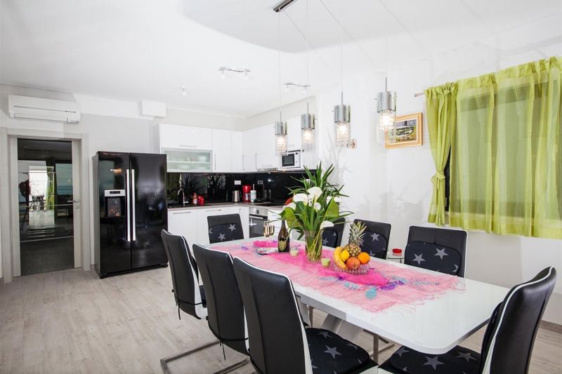 Villa Merry & Mathic in Makarska