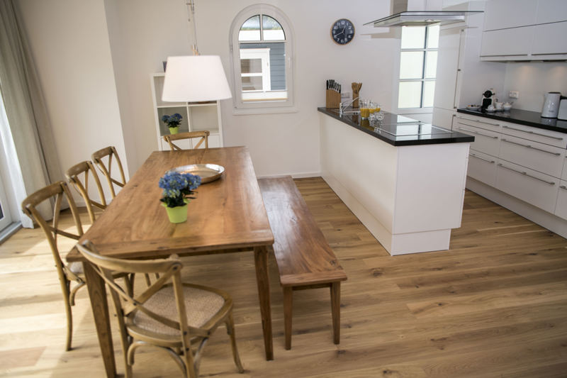 Viel Platz für gemeinsames Kochen und Essen mit den Liebsten