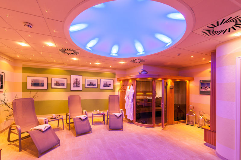 Der exklusive Wellnessbereich mit Sauna und Kneipp- Fußbäder.