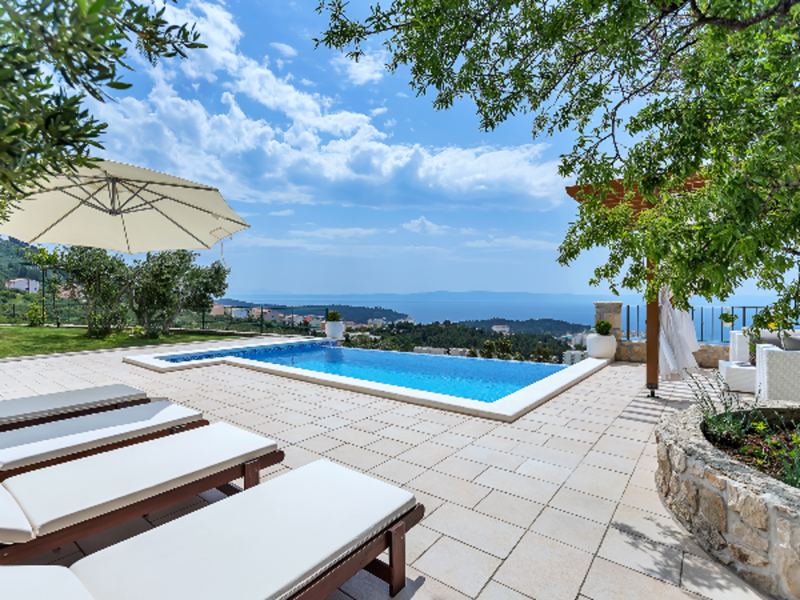Villa Mendula in Makarska